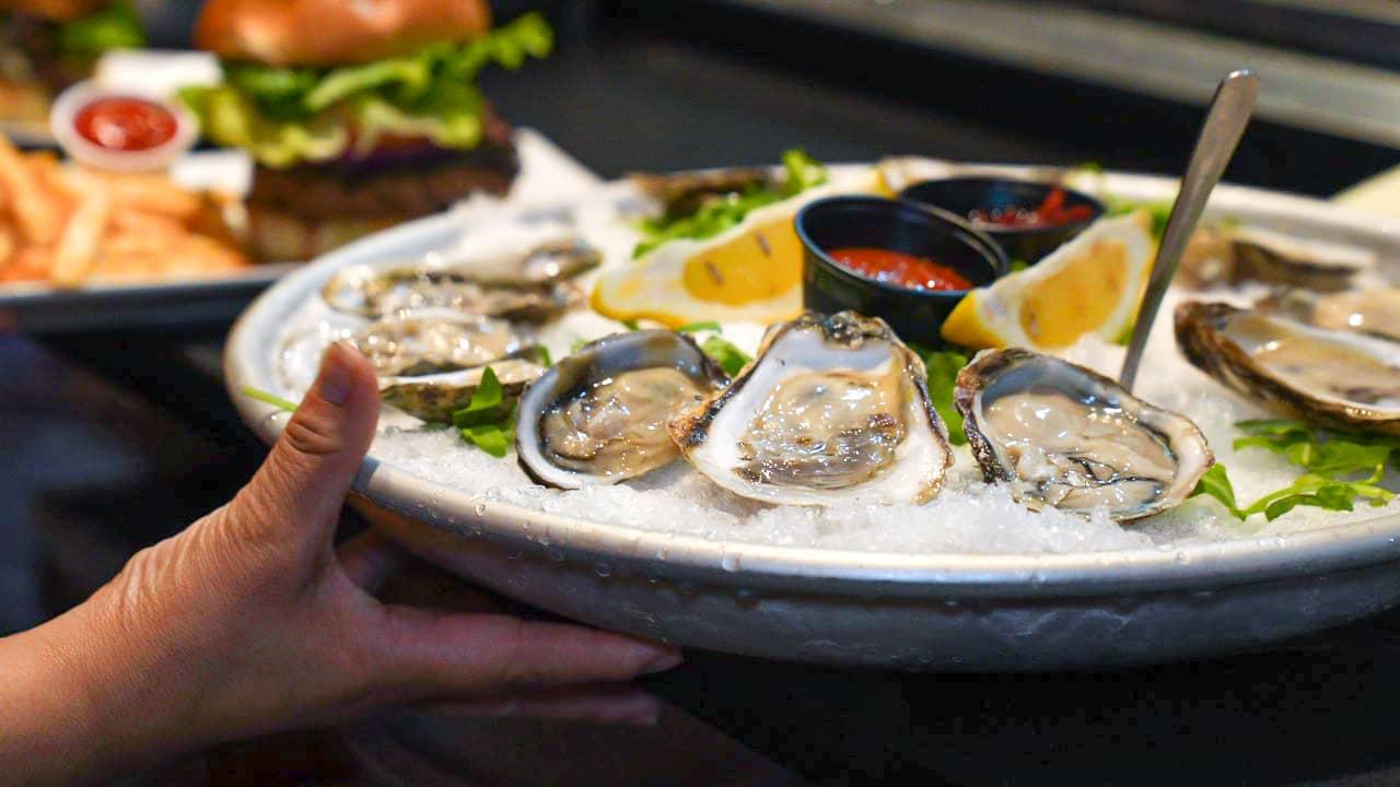BLUE POINT OYSTERS  GF